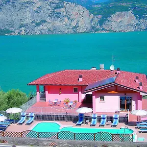 https://albergo-residence-panoramica.hotelinveneto.com